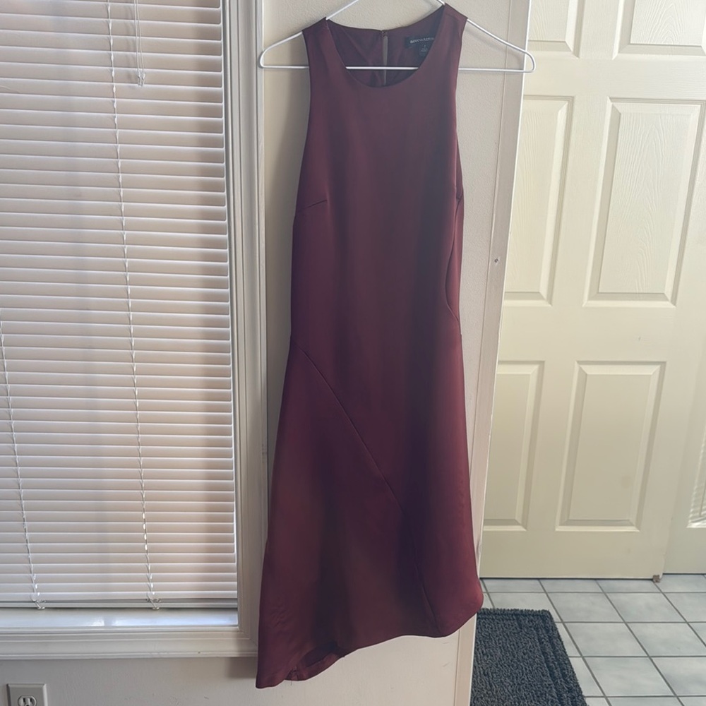 Elegant Burgundy Sleeveless Dress